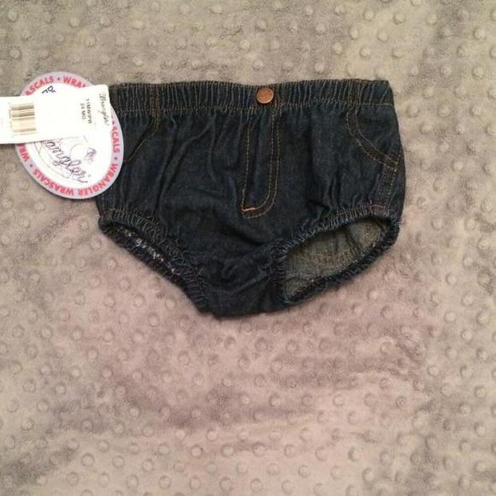 Baby diaper cover brand ๐